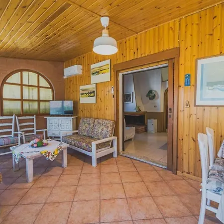 Vakantiehuis Un Giardino Su Pareti - Goelba