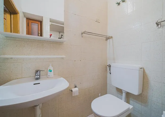 Holiday home Un Giardino Su Pareti - Goelba